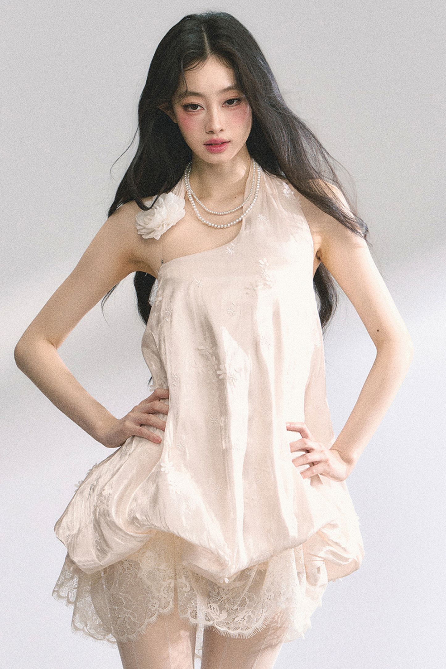 フレンチレースフラワードレス