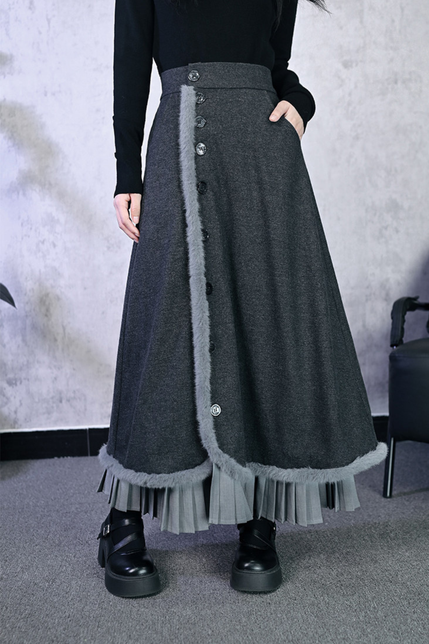 Retro mode fur short jacket + skirt