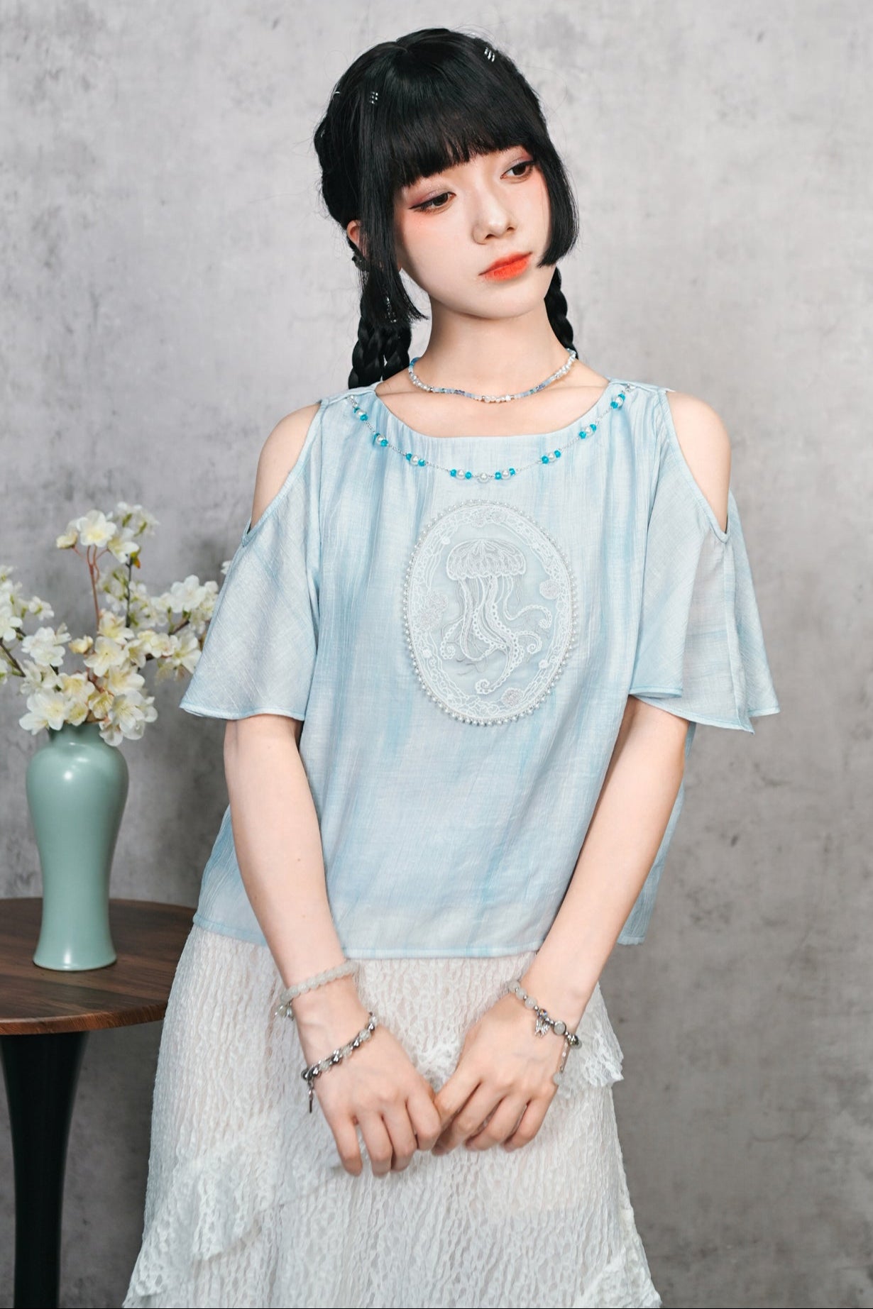 エキセントリックハウスオフショルダートップス