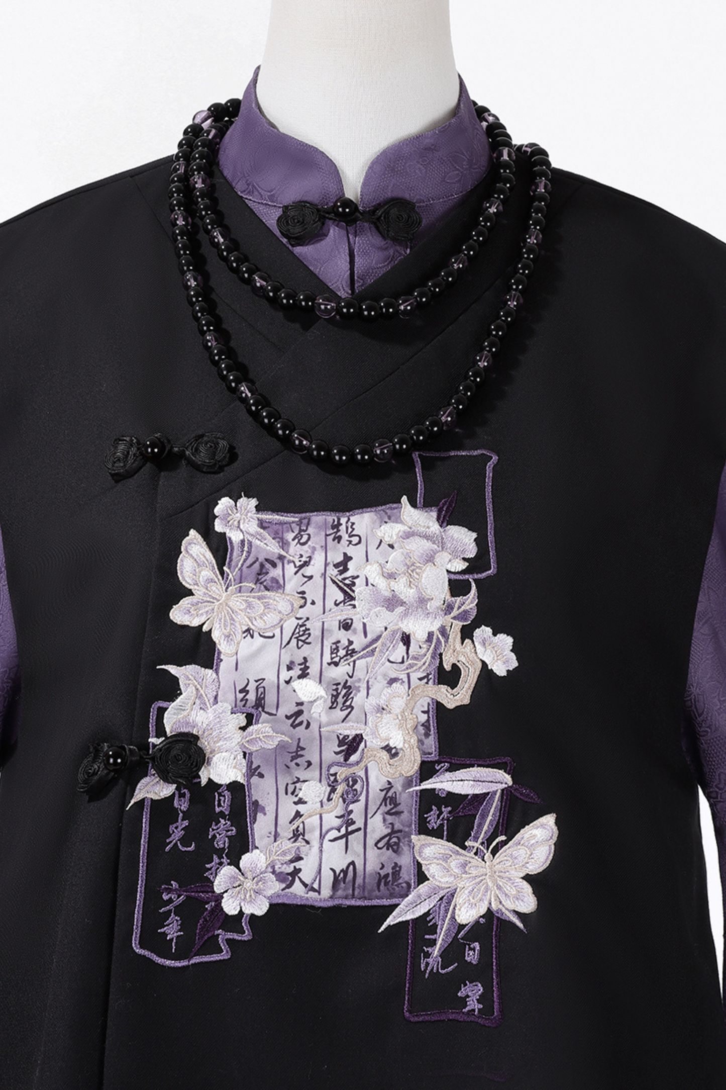 Dark china top + vest + shorts + necklace