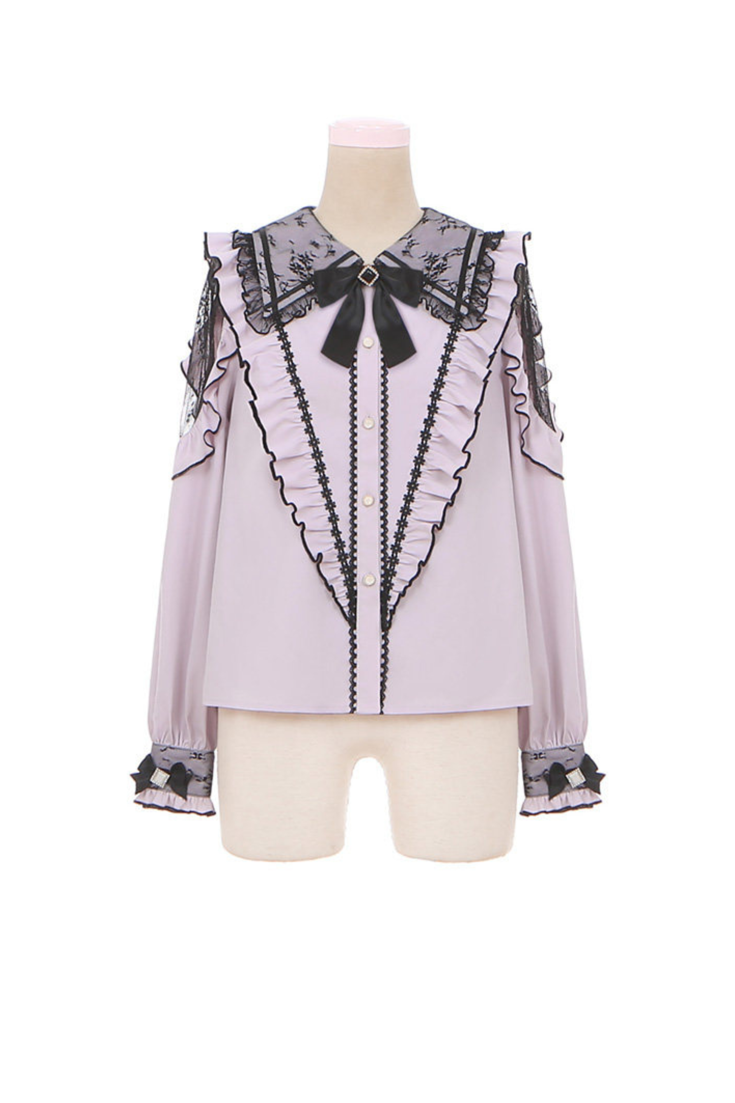 레이스 다크 셔츠 + 플레어 스커트