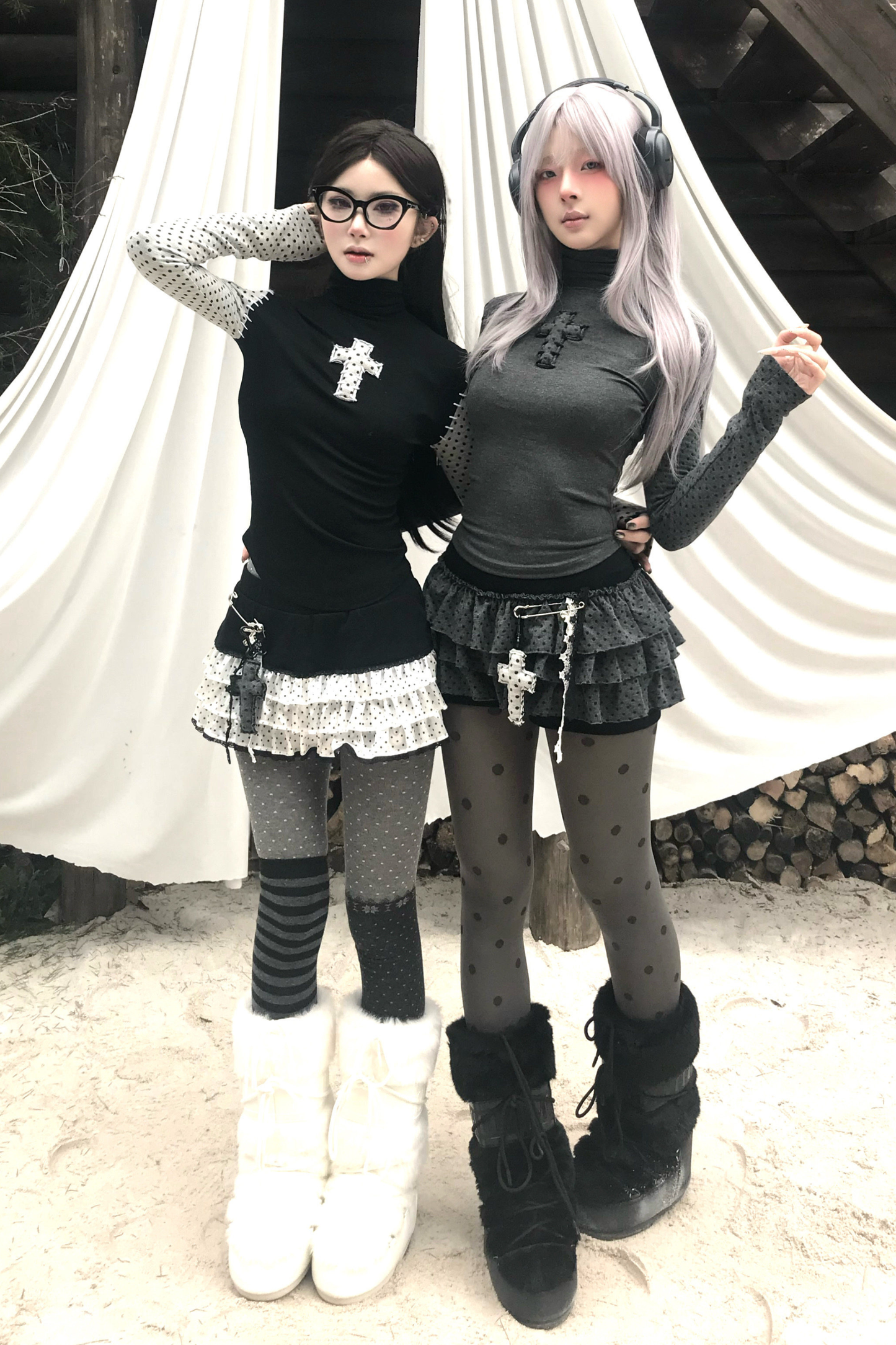 クロスドットタートルネックトップス+スカート+ペンダント