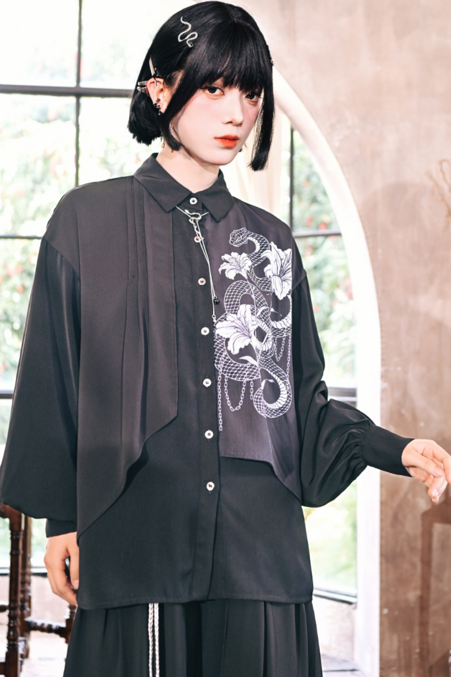 Double Layer Snake China Shirt