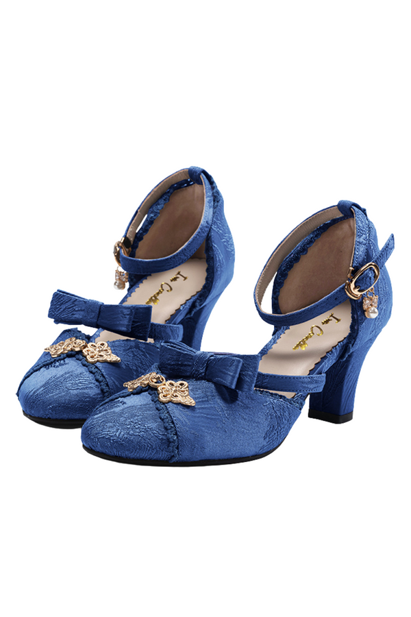 Round Chinese-Style Wedding Shoes