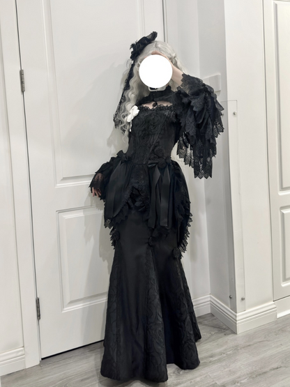 [Deadline for reservation: June 22] Dark Gothic Lace Lolita Set