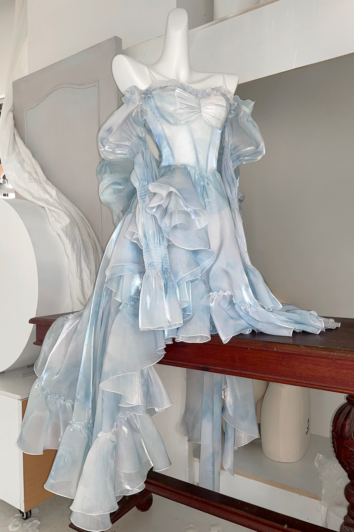 [Pre-order product] Snow Blue Sparkling Series Long Tail Bustier Dress + Back Ribbon