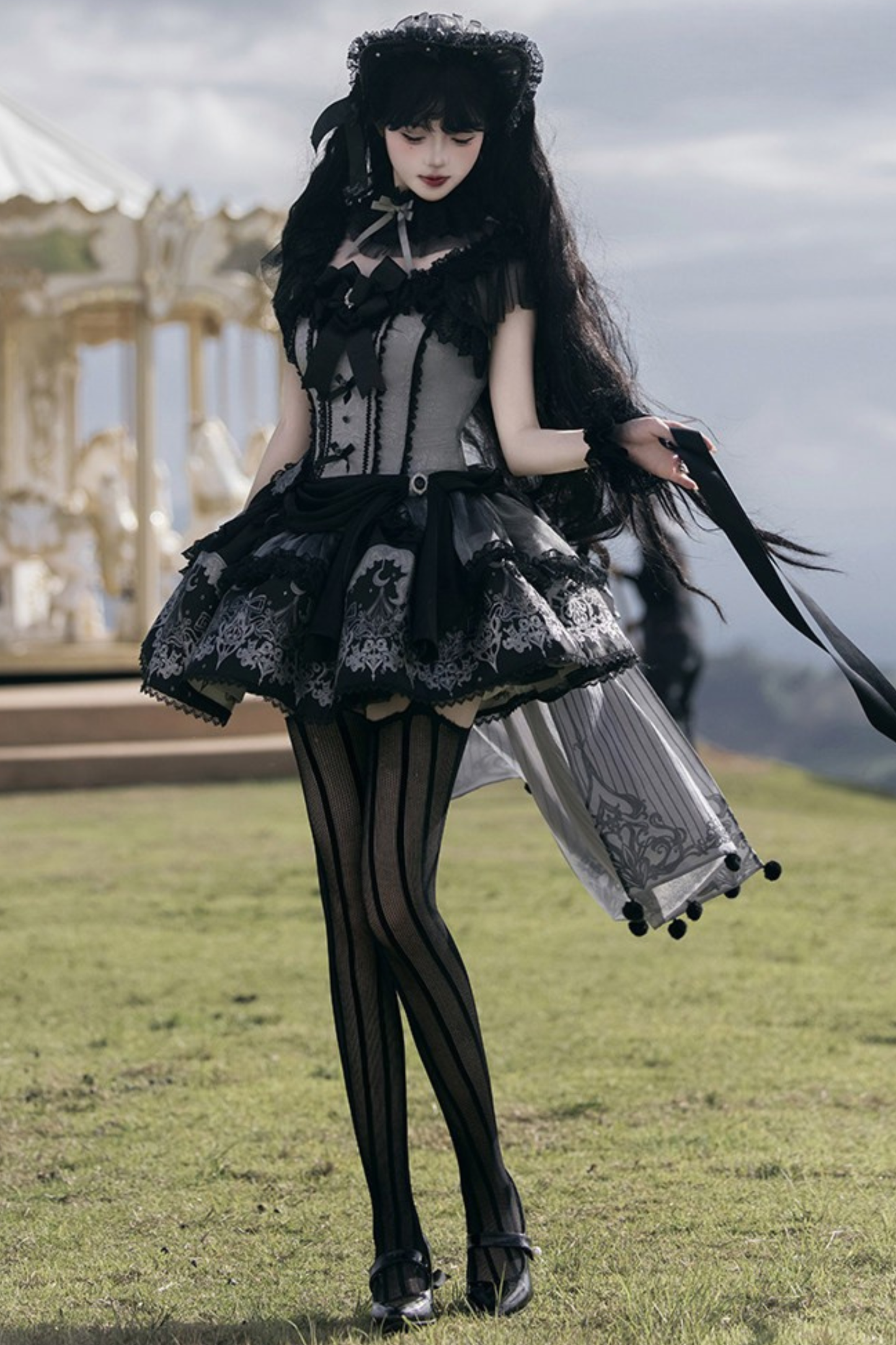 【2月28日予約締切】ダークシルバーレースロリータドレス+BNT+ネックアクセサリー