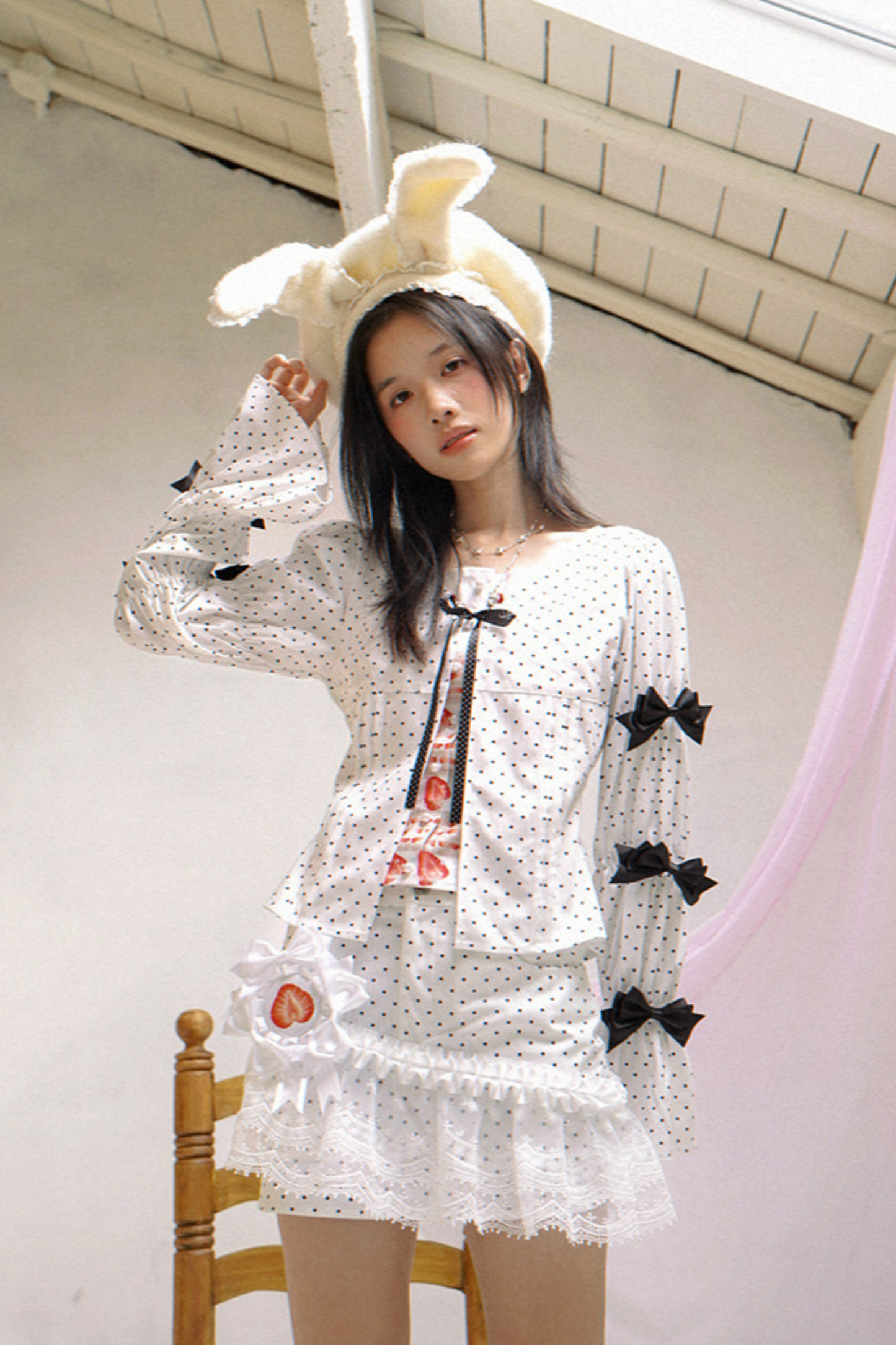 レースラビットイヤーベレー帽