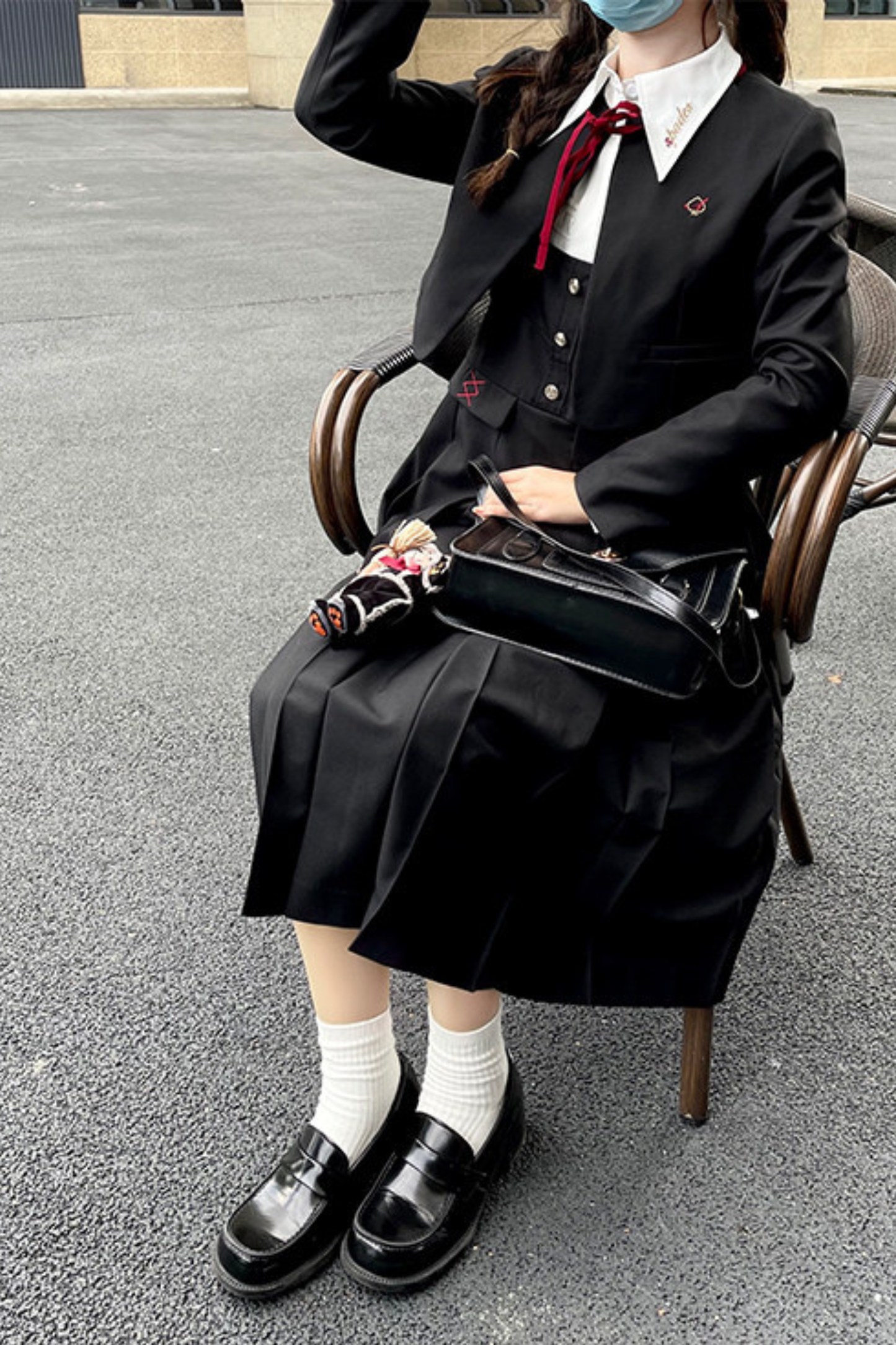 Karo-Collegejacke + Trägerrock + Hemd