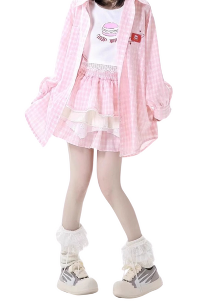 オーバーシャツ＋ノースリーブトップス＋ケーキスカート