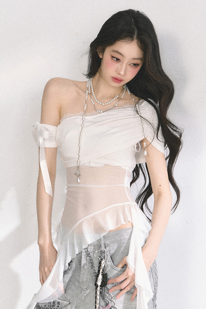 シアーオフショルダートップス