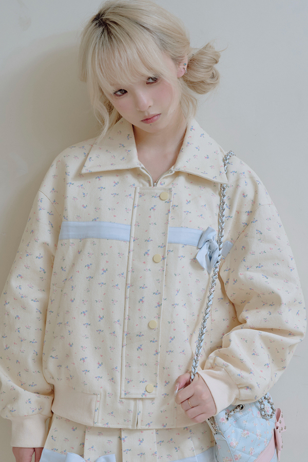 フラワーリボンジャケット＋プリーツスカート