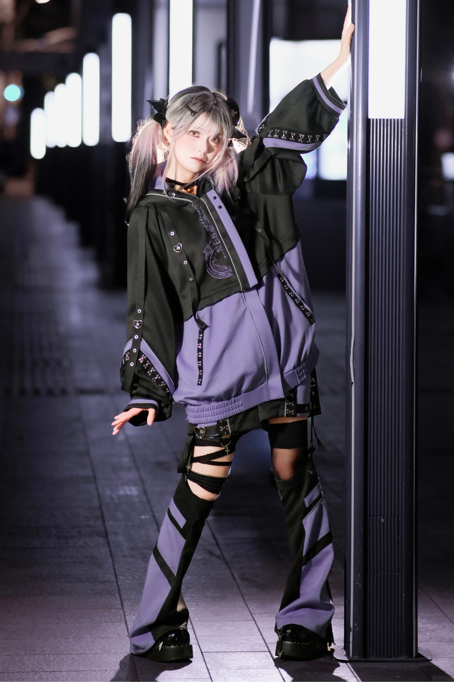 【天使界隈】サイバーテクノロジージャケット+ショートパンツ+レッグカバー