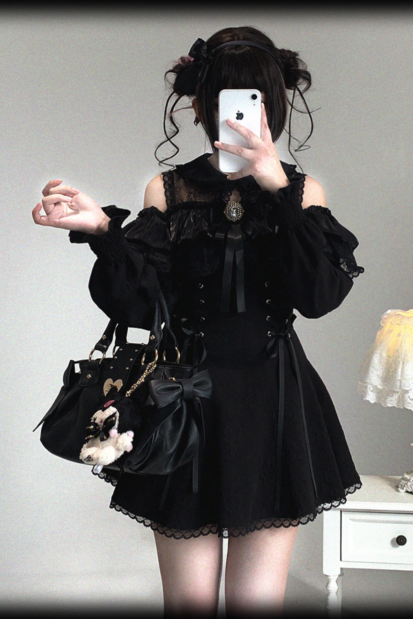 오프숄더 레이스업 레이스 원피스