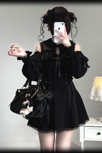 오프숄더 레이스업 레이스 원피스