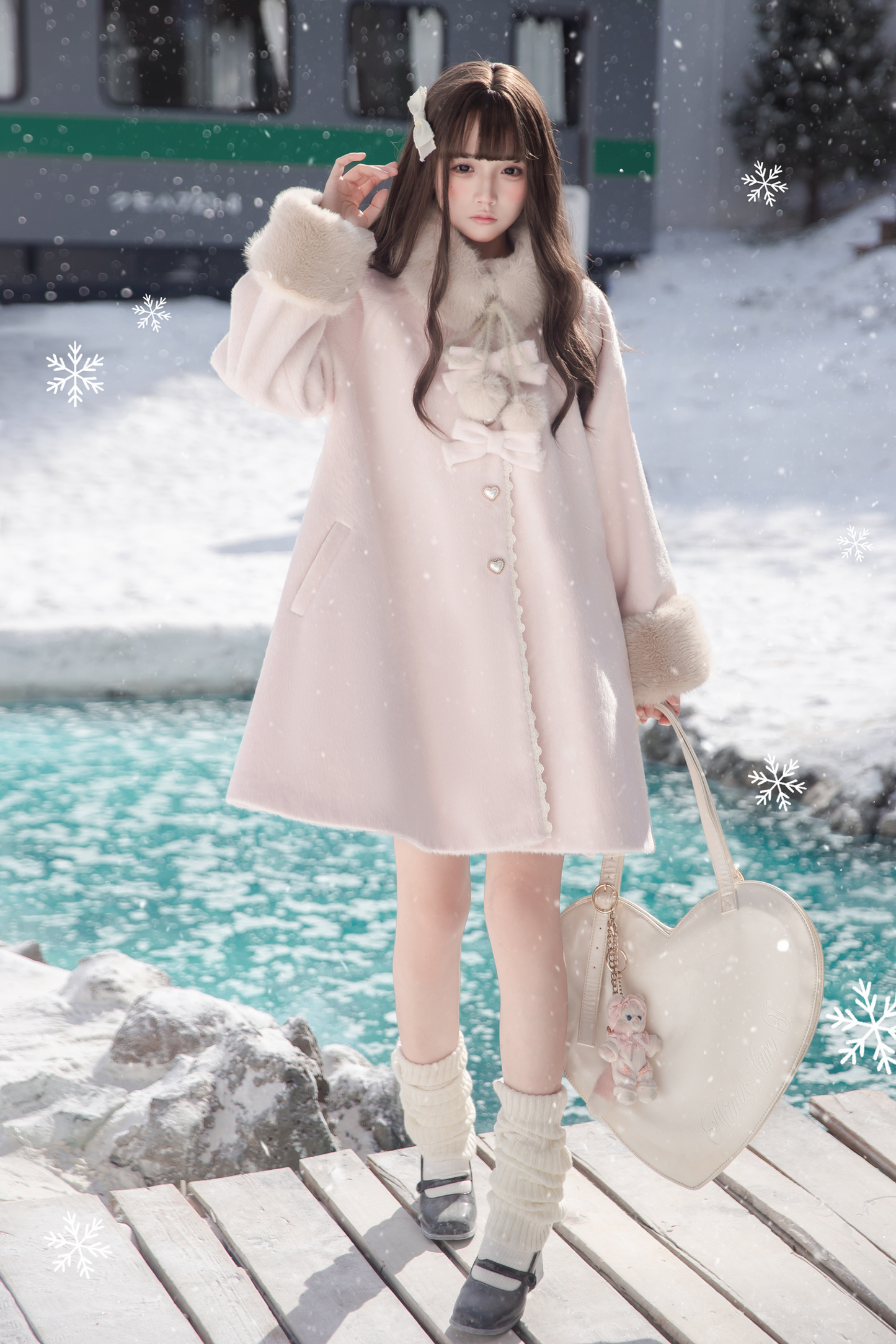 スイートガーリーリボンフレアコート+ファーカラー+シャツ+スカート+ベレー帽