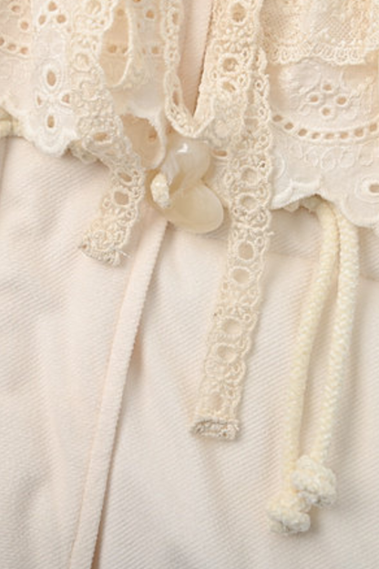 フェアリーテールレースカラー付きダウンジャケット