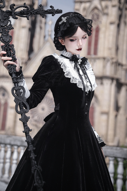 【3月1日予約締切】ムーンクロスジュリエットスリーブブラックベルベットゴシックドレス＋アクセサリー