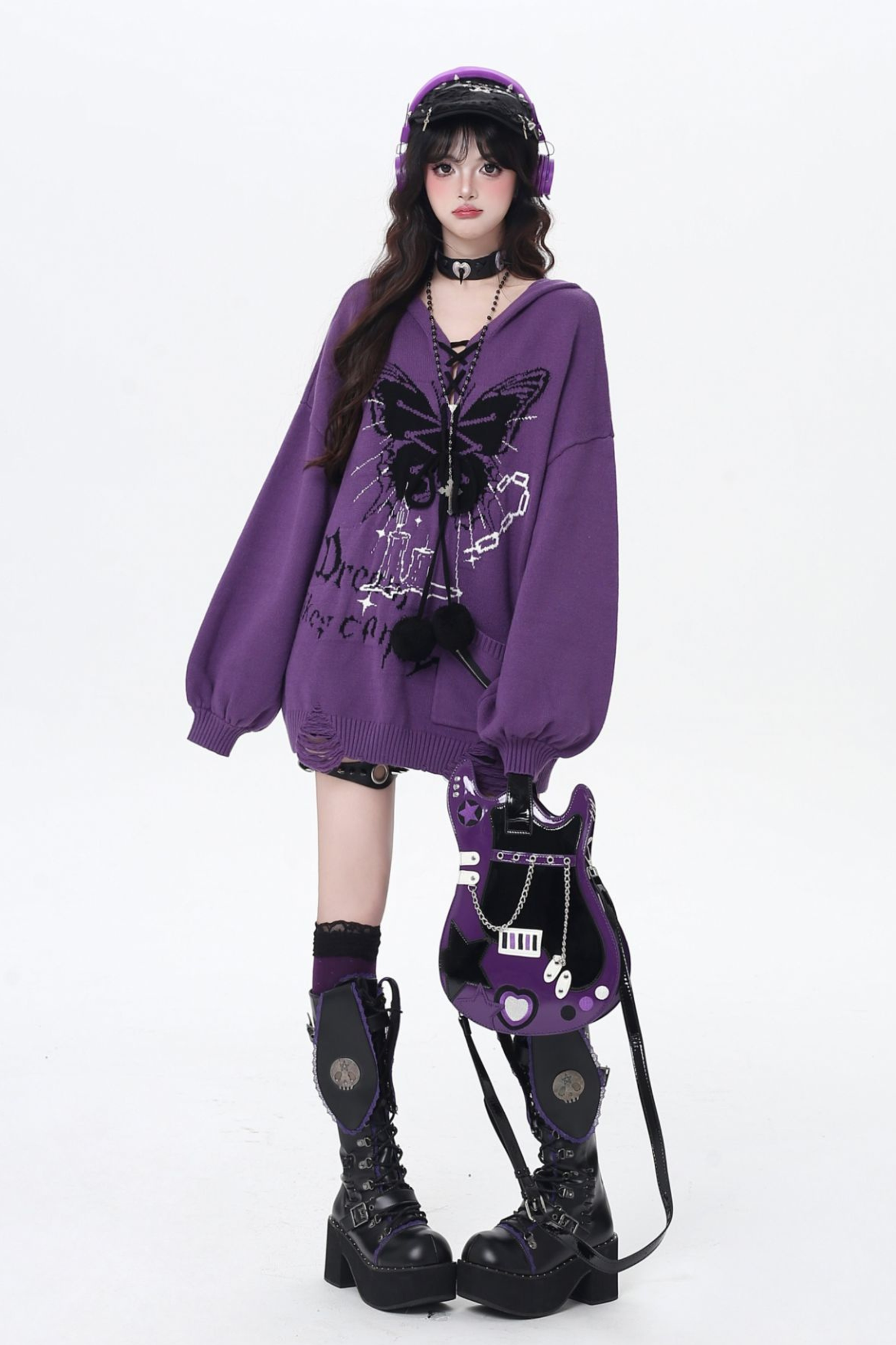 バタフライシャックル Vネックニット