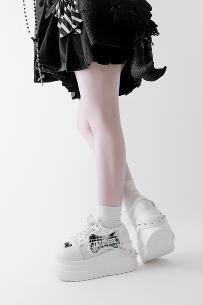 록큰롤 서브컬쳐 두꺼운 스니커즈