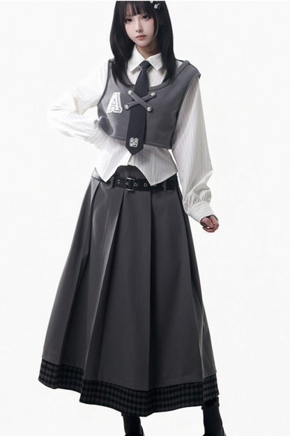 ストライプコート+シャツ+ベスト+ロングスカート