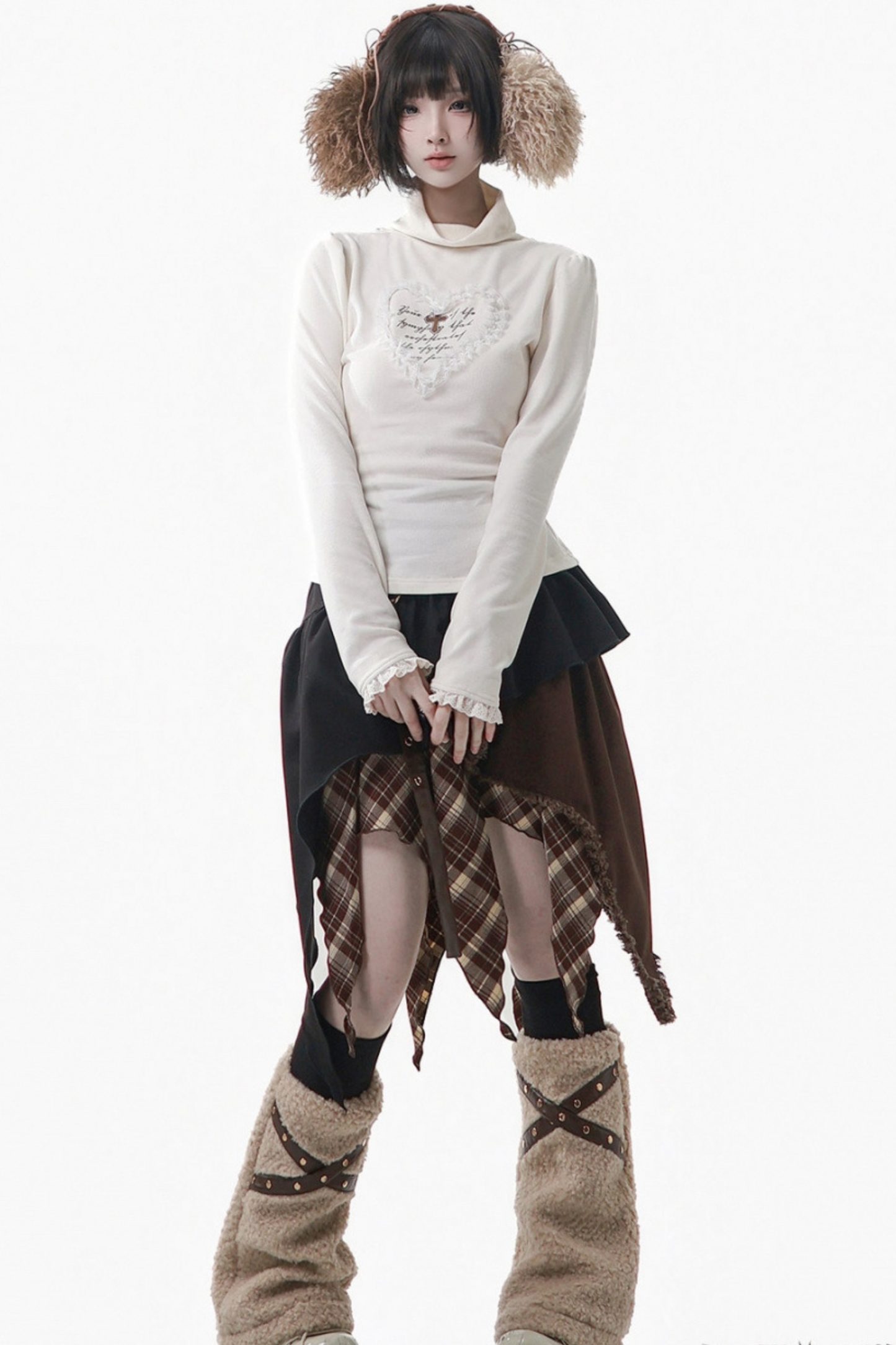 ヘーゼルナッツベルベットウールコート+チェックスカート+トップス+レッグカバー