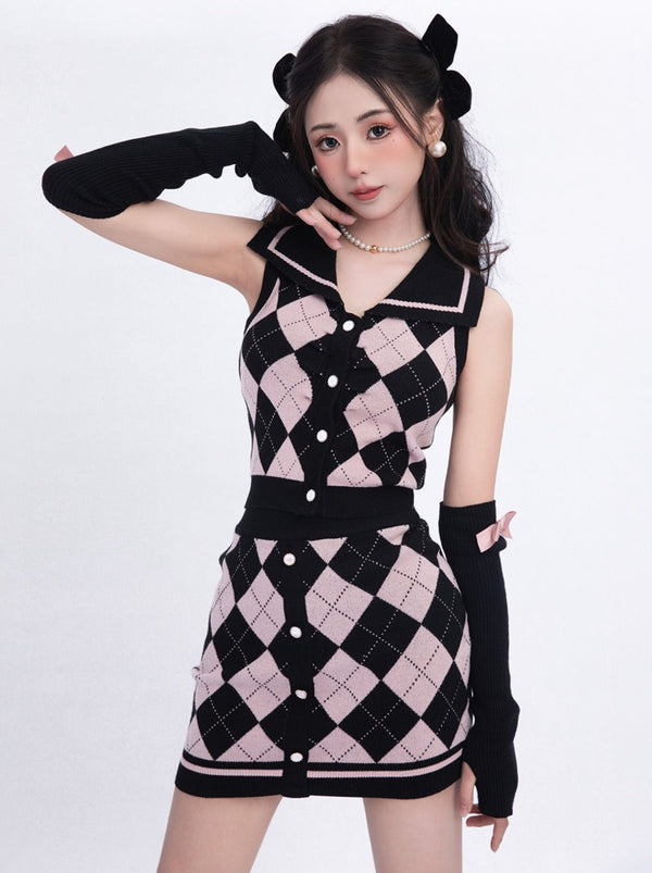 Black Pink Uniform Setup