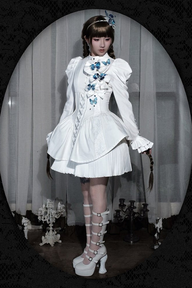 [Reservierungsschluss 14. Oktober] Schwarz-weißes Gothic-Lolita-Minikleid mit Schmetterlingsschleife, Bandkragen und Schnürung am Rücken