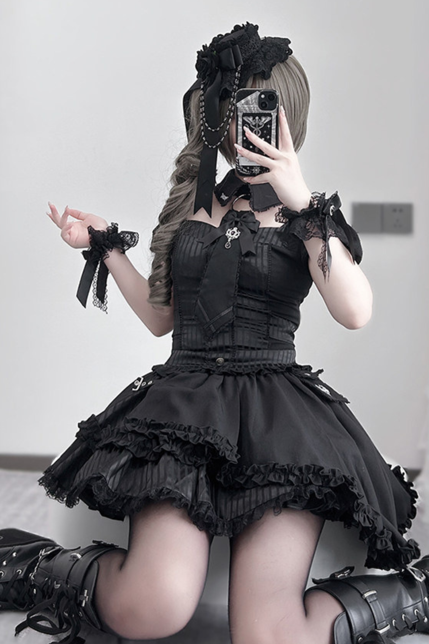 イレブンスナイトパフスリーブトップス