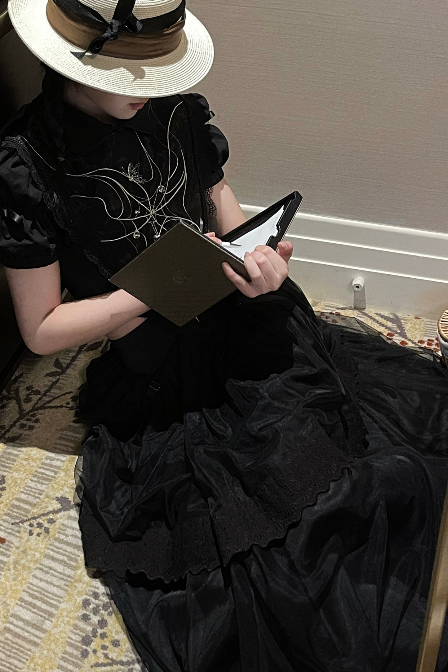 Spider Web French Blouse