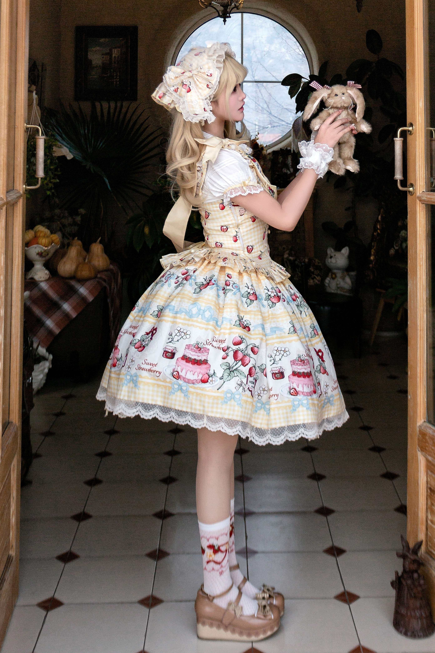 [Vorbestellung bis 14. März] Castle-Strawberry-Süß-Lolita-Hosenträgerrock + Oberteil + Unterhemd + Stirnband + Band