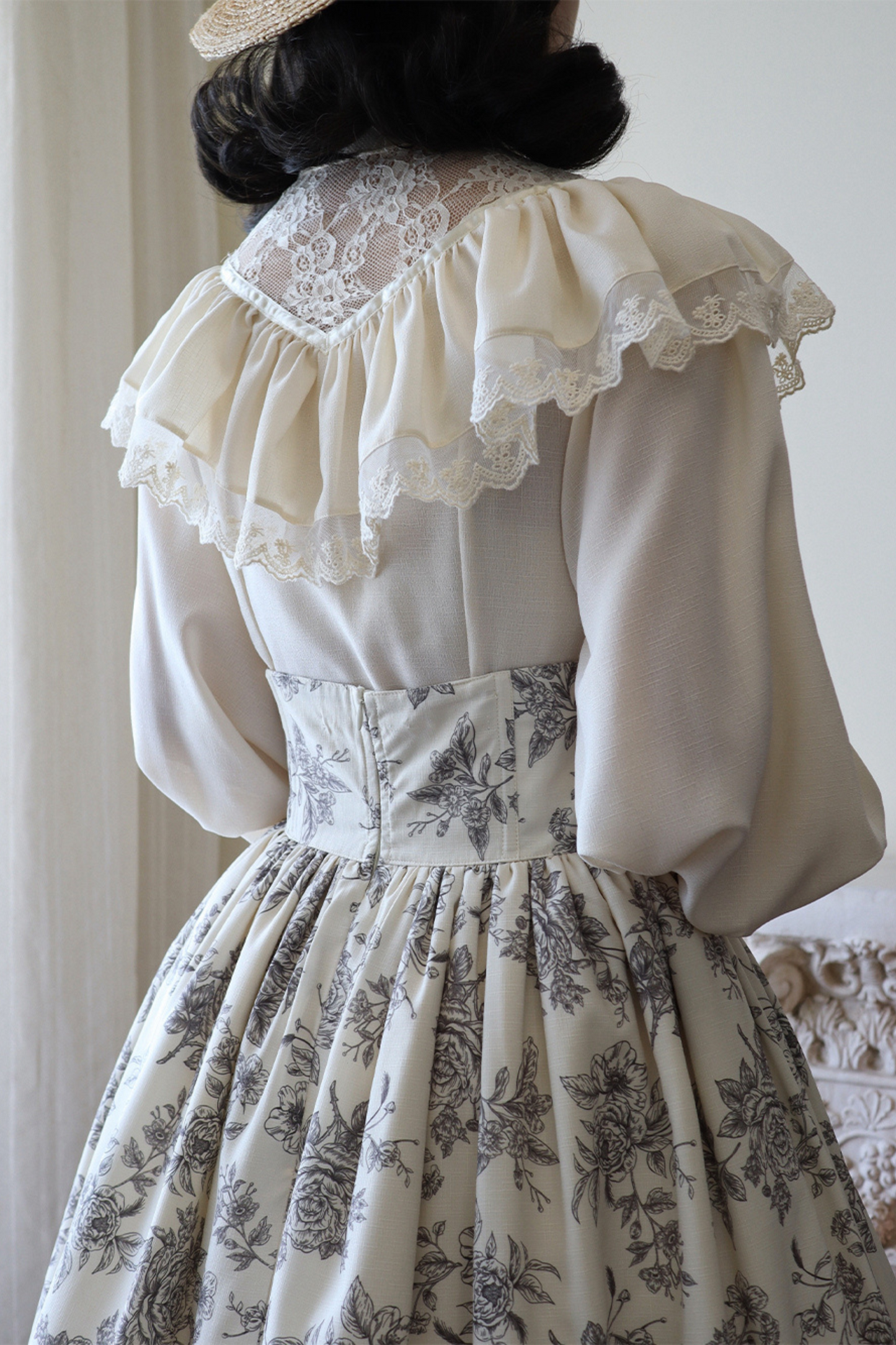 Sketch Wild Rose Elegant Herringbone Lolita Skirt