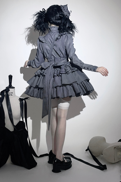 ストライプゴシックロリータシャツ+ケーキスカート