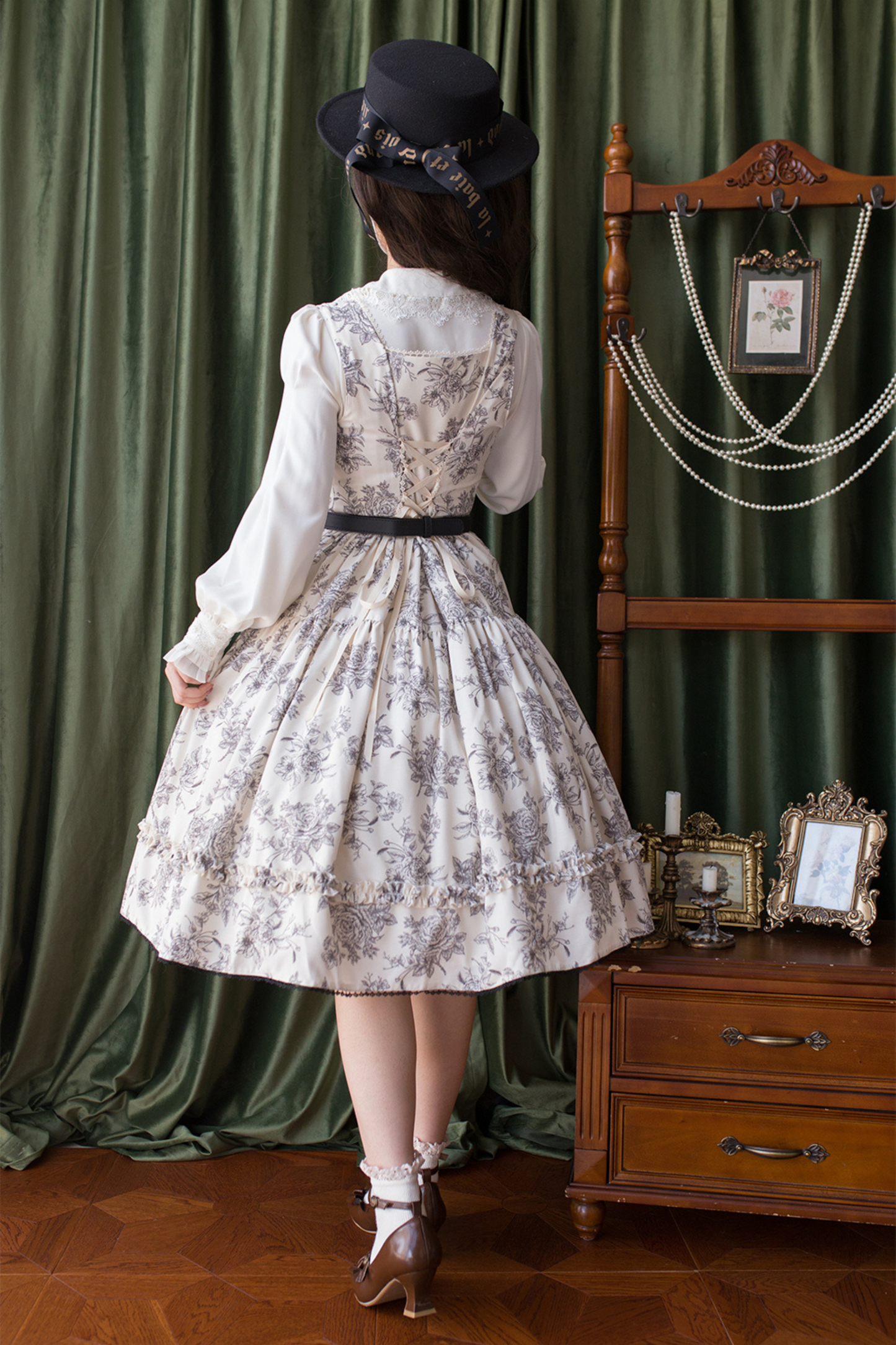 Sketch Wild Rose Elegant Lolita Jumperskirt