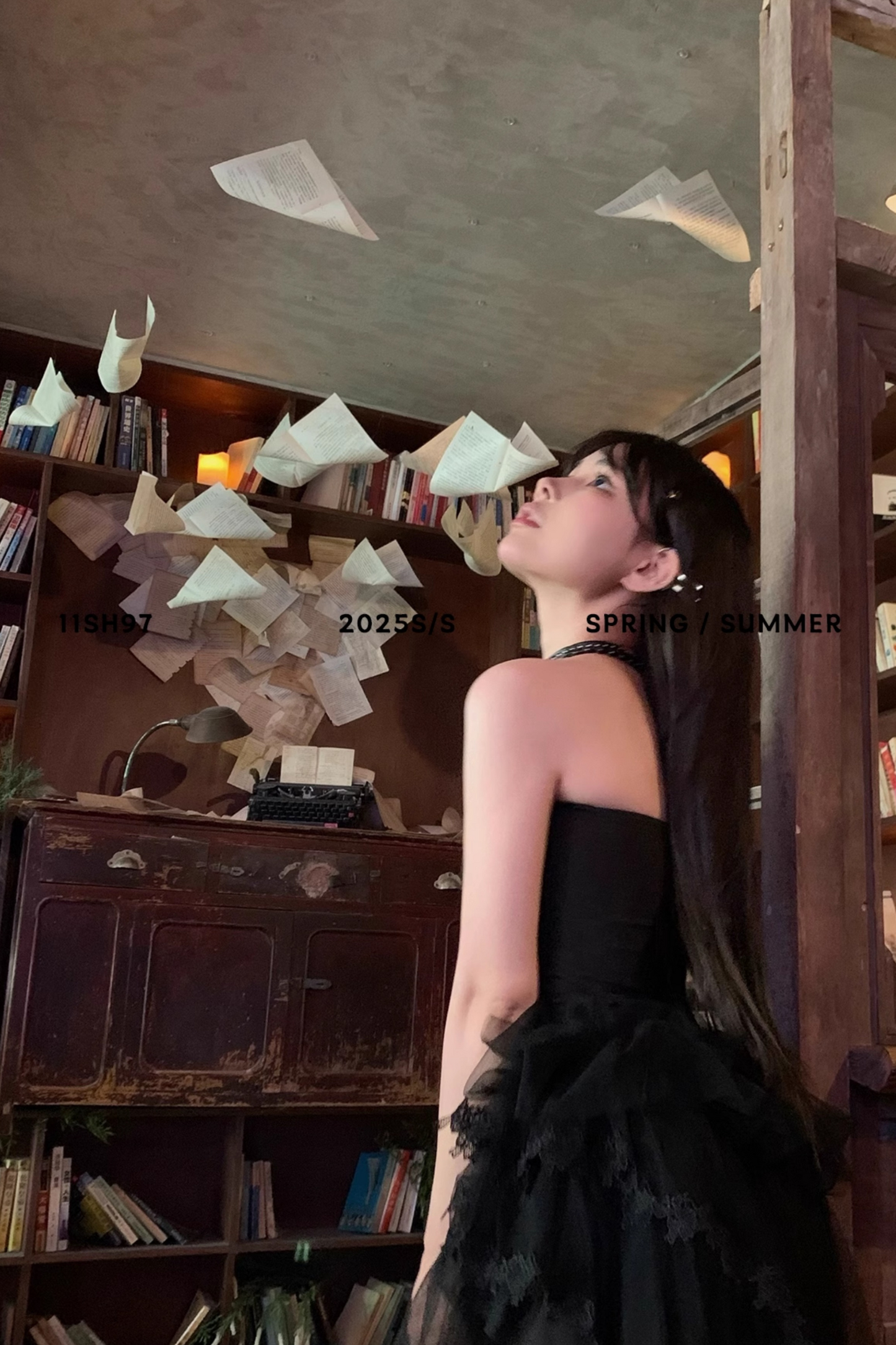 スパンコールトップス＋メッシュAラインスカート