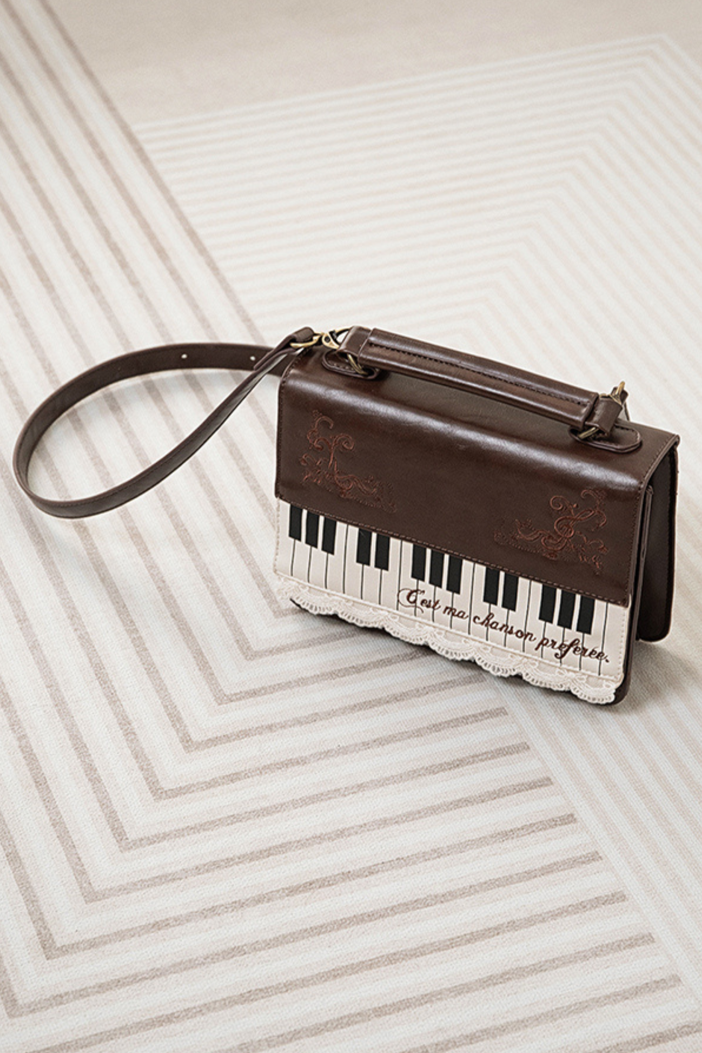 文学ピアノショルダーバッグ