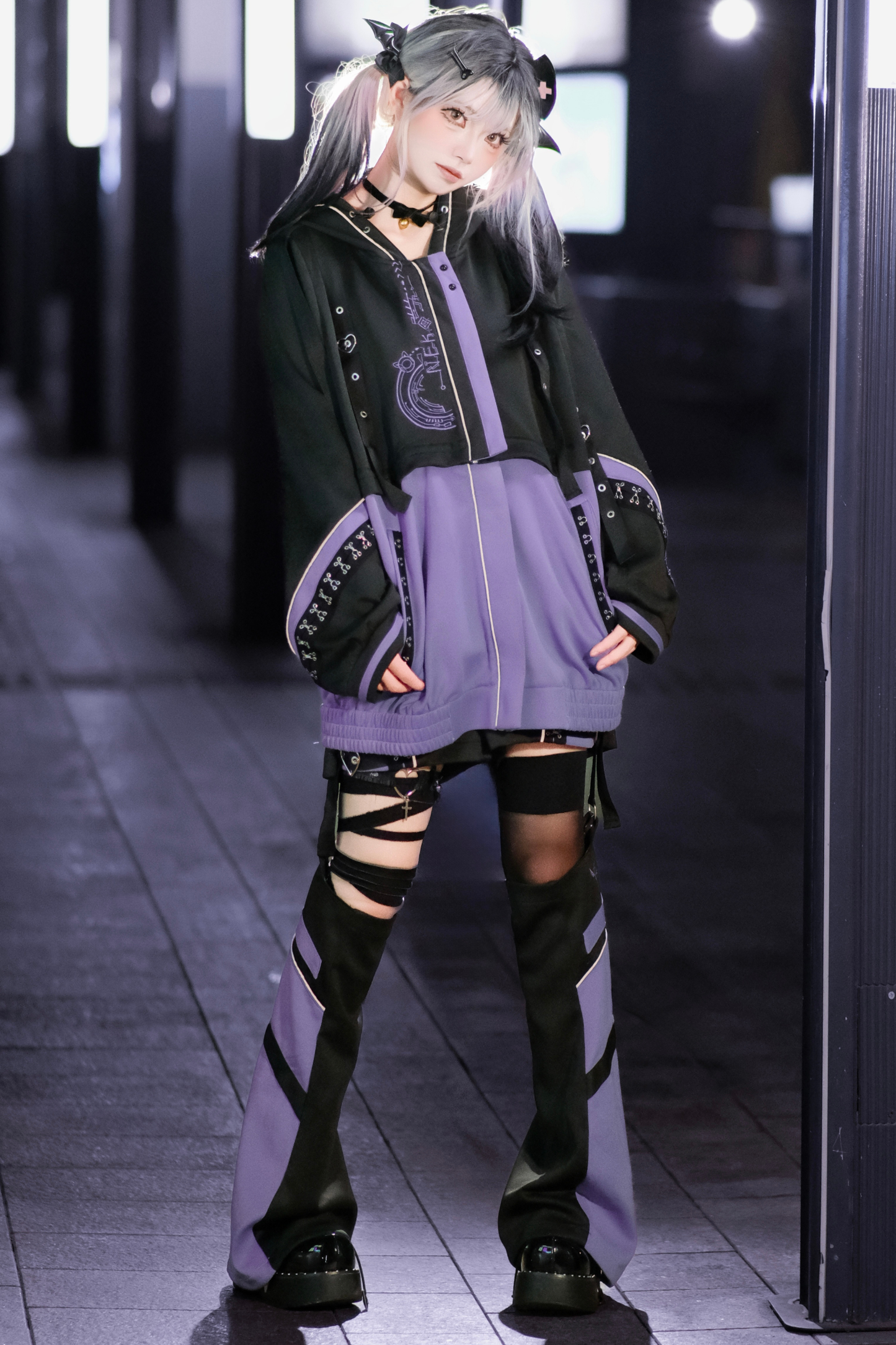 【天使界隈】サイバーテクノロジージャケット+ショートパンツ+レッグカバー