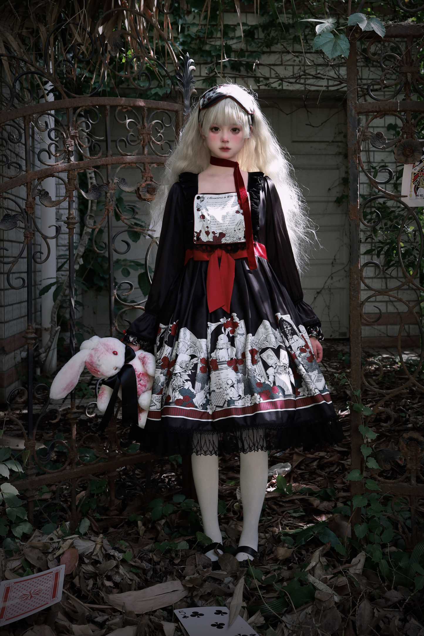 暗闇のアリスドールロリータドレス