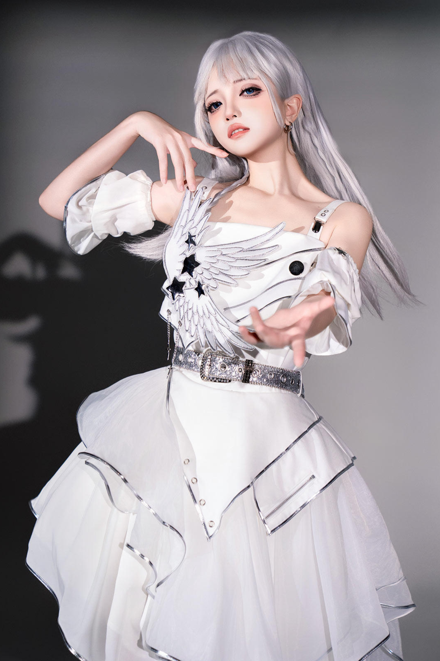 银色赛博朋克洛丽塔连衣裙+袖子+腰带