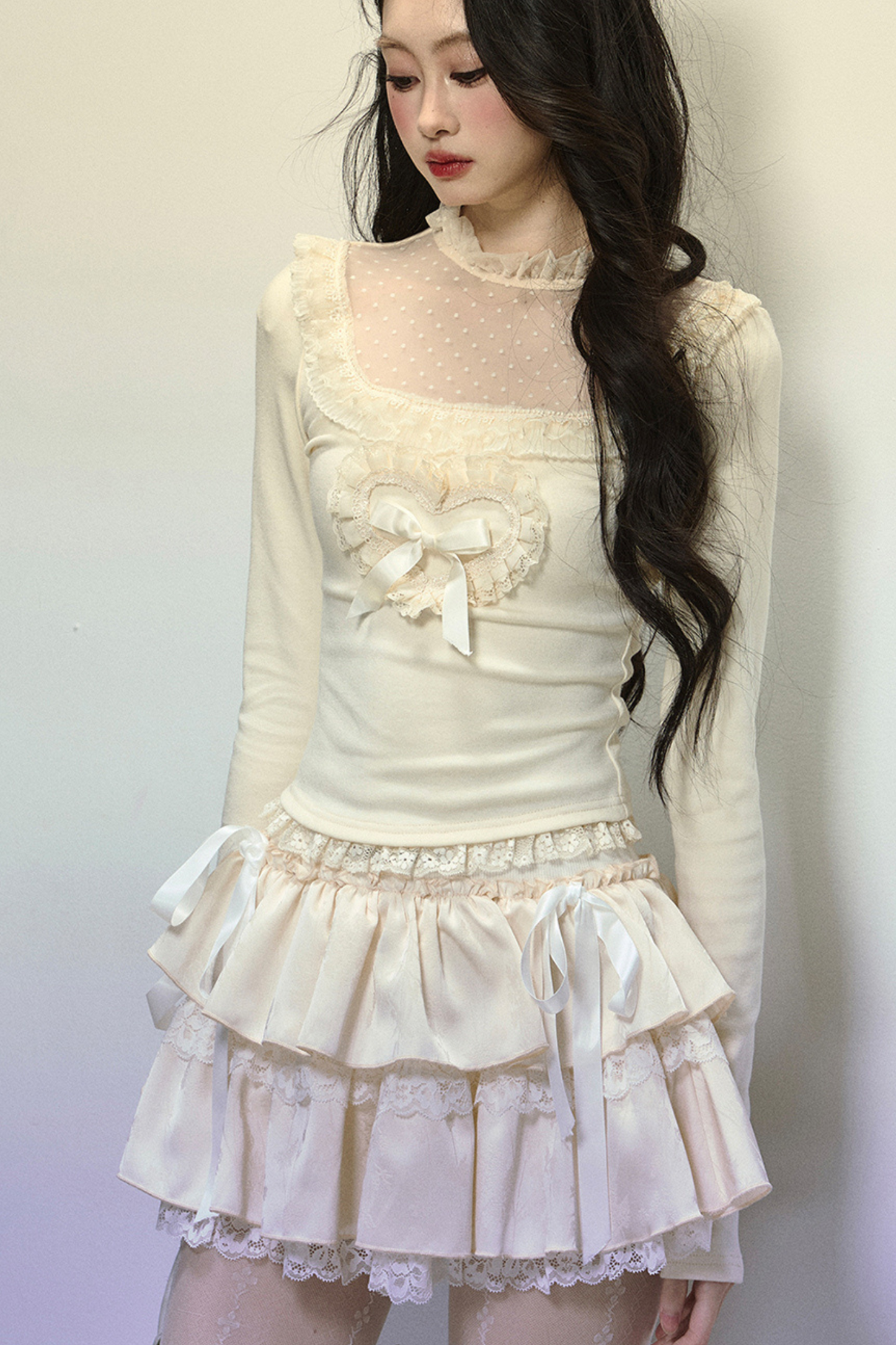 [Pre-order item] Heart Frill Ribbon Design Sweet Top