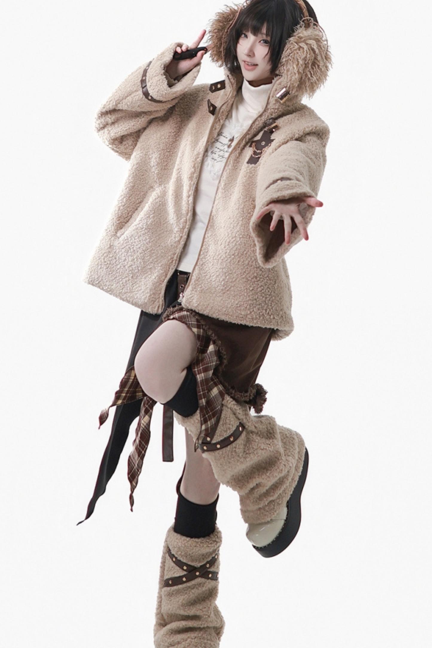 ヘーゼルナッツベルベットウールコート+チェックスカート+トップス+レッグカバー