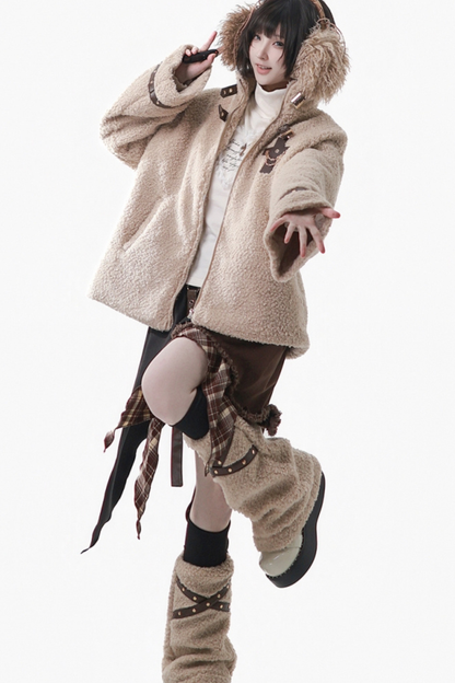 ヘーゼルナッツベルベットウールコート+チェックスカート+トップス+レッグカバー