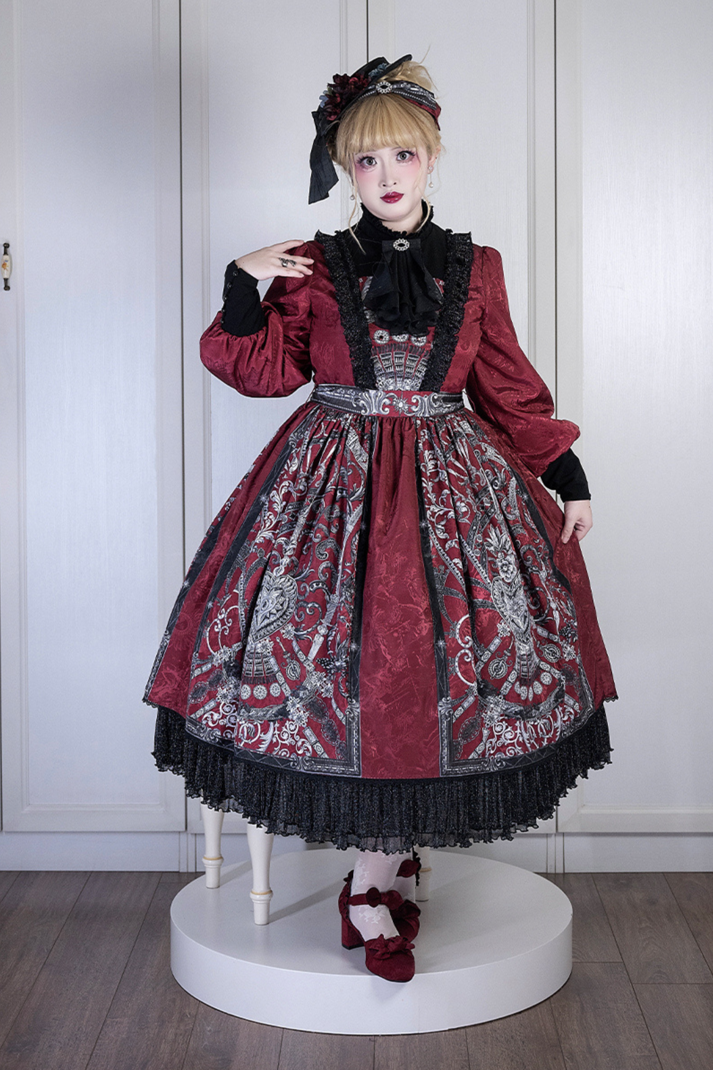 Gorgeous Gothic Dark Elegant Lolita Dress