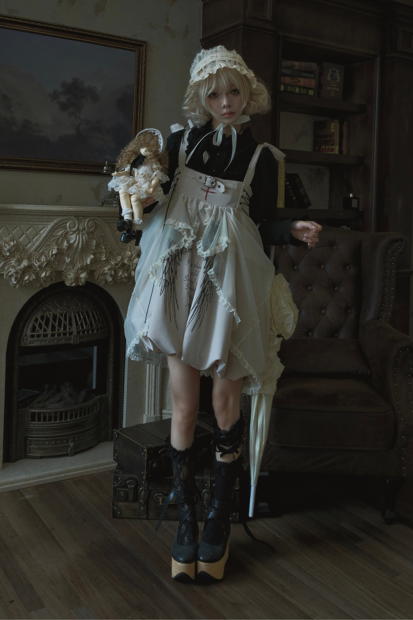 ゴシックバルーンサスペンダードレス