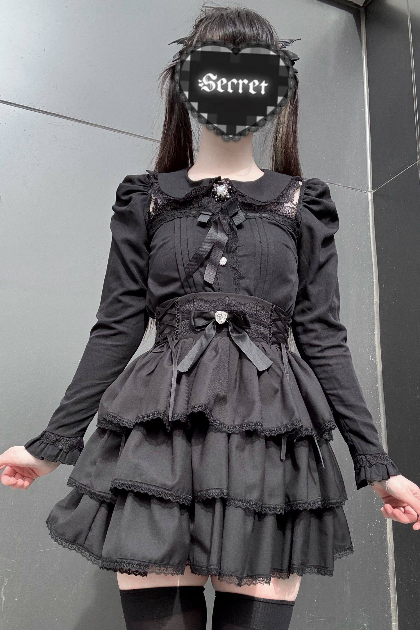 ダークレーストップス+スカート