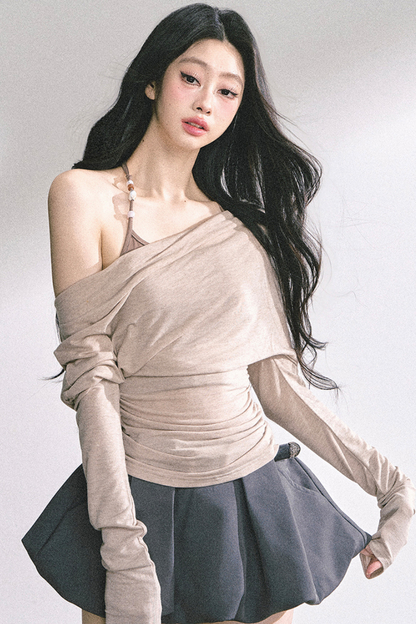 スリミングオフショルダートップス