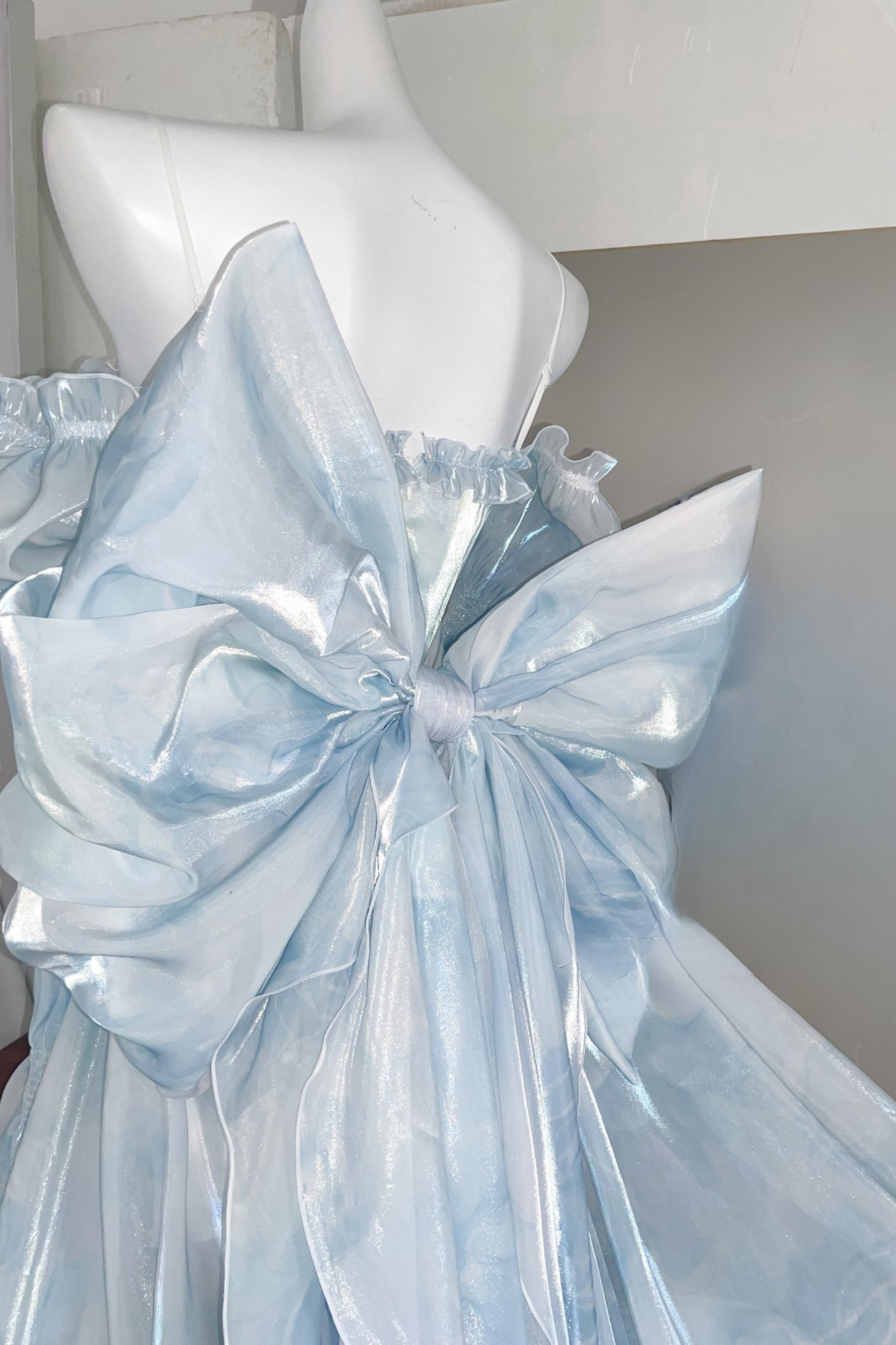 [Pre-order product] Snow Blue Sparkling Series Long Tail Bustier Dress + Back Ribbon