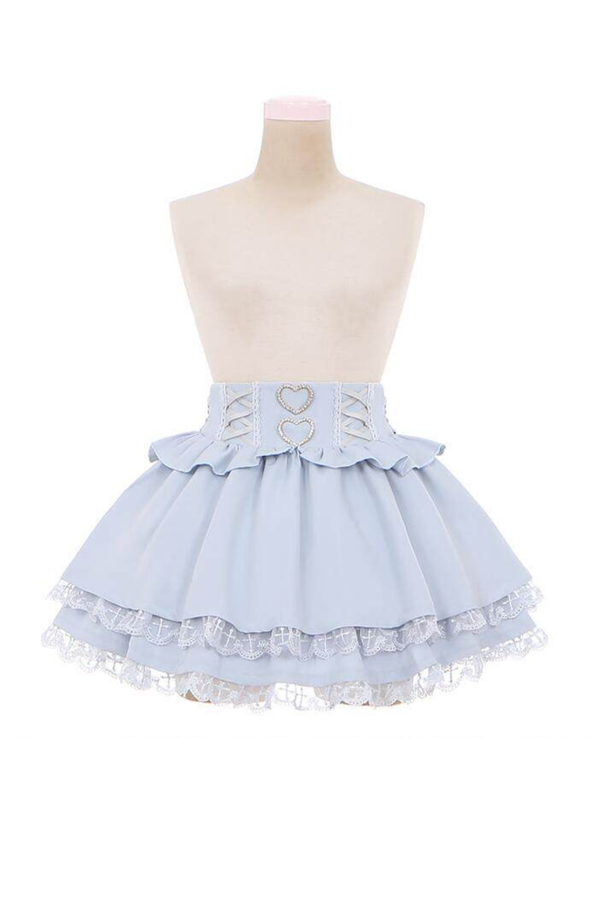 レースダークシャツ+フレアスカート