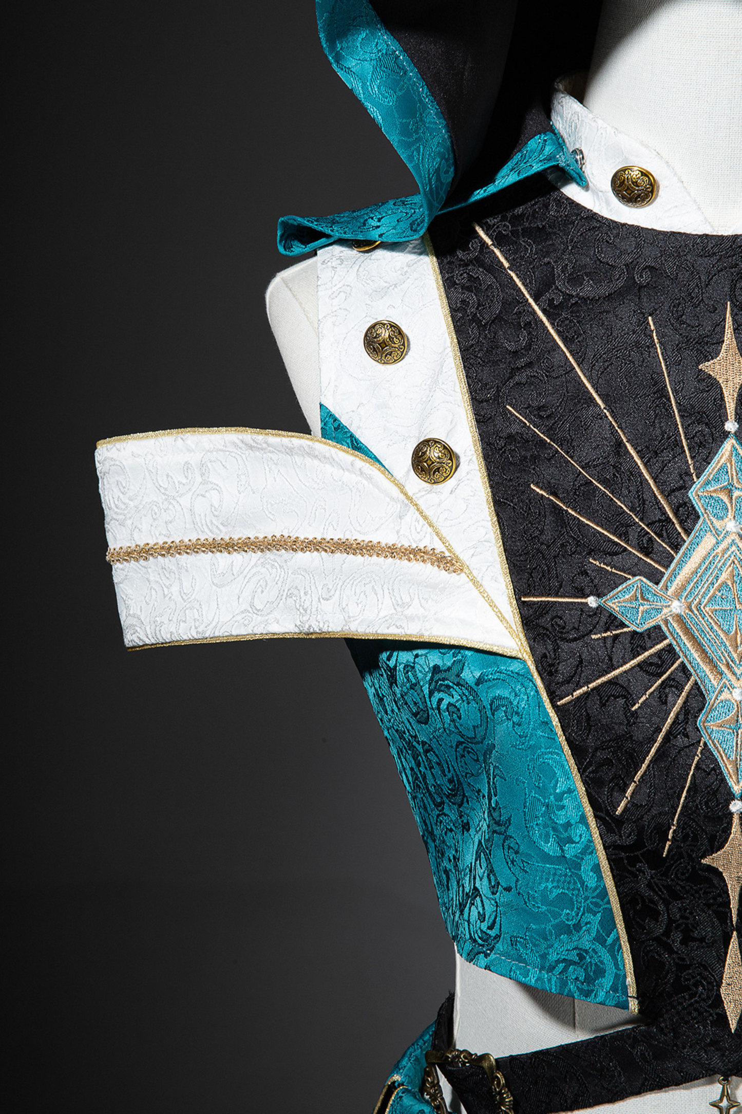 [Reservations] Adventure Prince Hooded Top + Pants