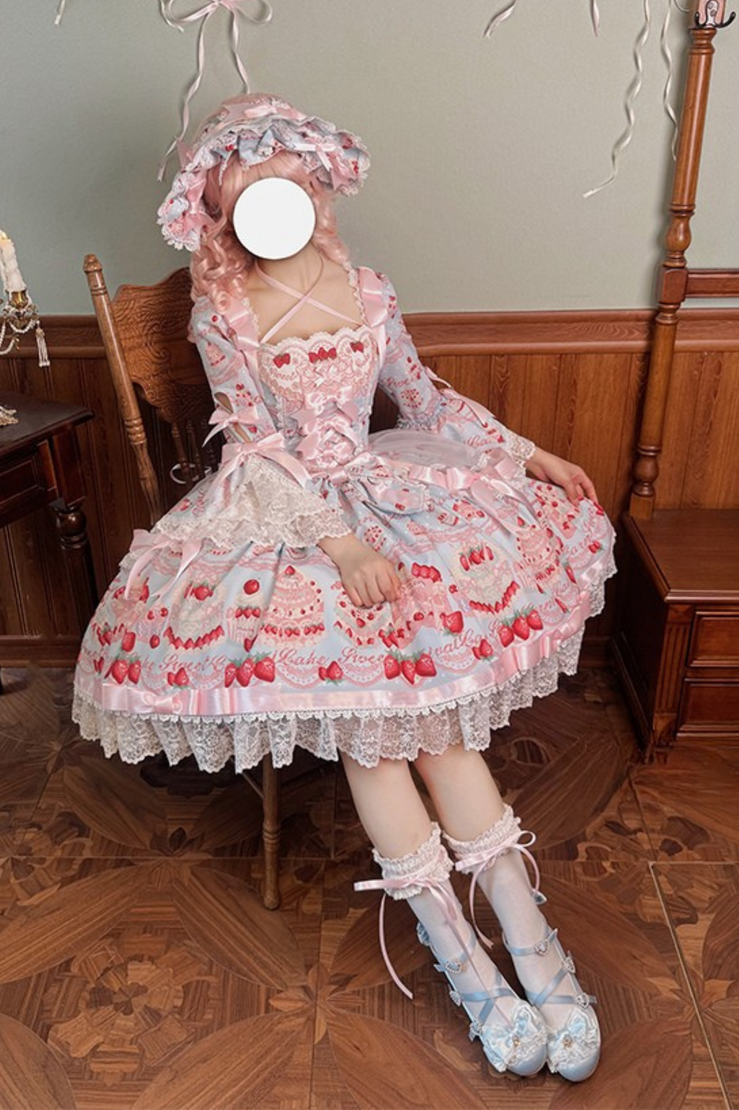 [Pre-order Deadline: July 8] Strawberry Doll Ribbon Dress